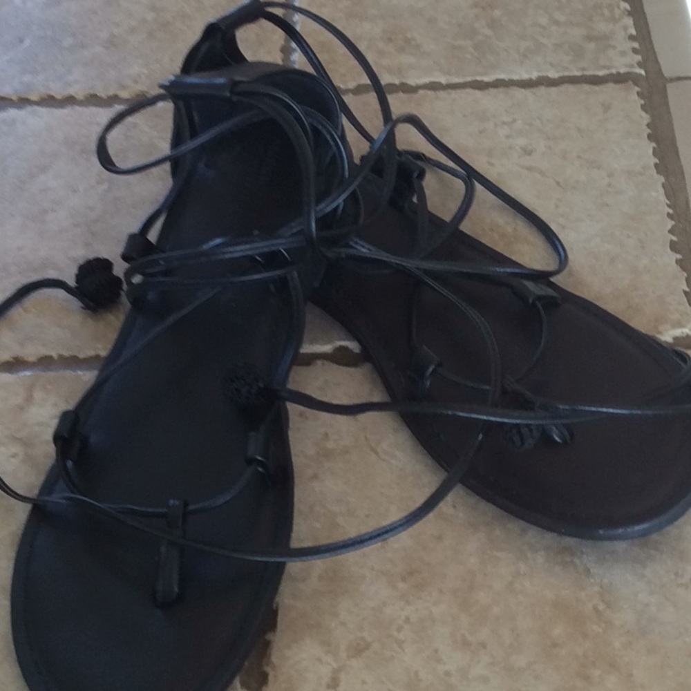 NWOT Espadrilles flat black